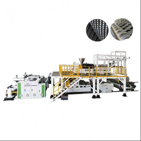 Machine composite thermoplastique renforcée en fibre de carbone